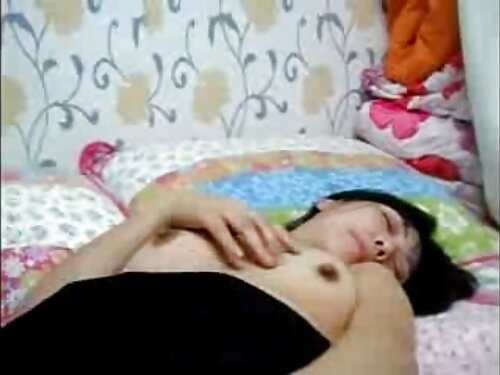 หญิงสาวรับมะรุมดำเข้ ...
