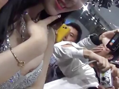 พวกคลั่งไคล้เย็ดเจี๊ ...