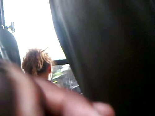 เพื่อนผมบลอนด์กลืนจู ...